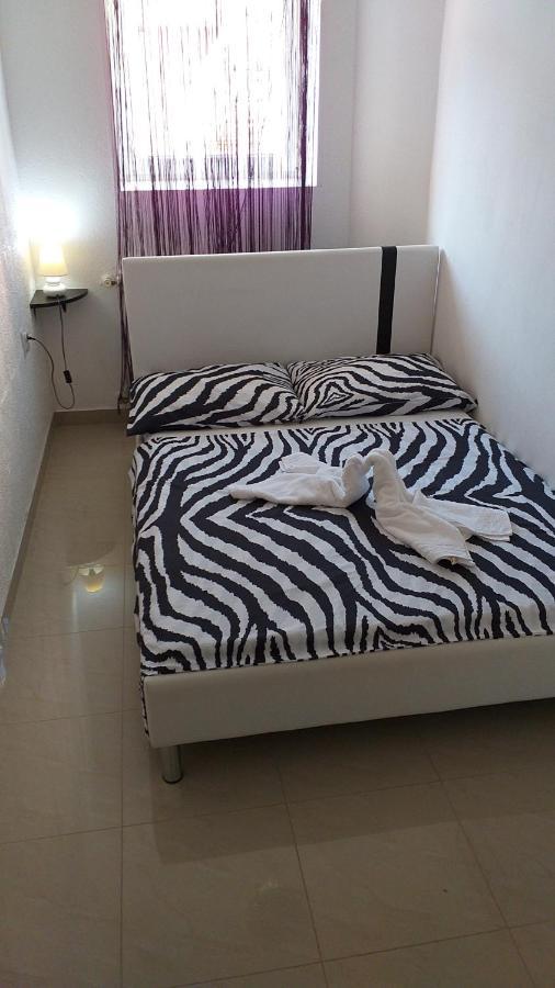 Jan 1 Apartment พูลา ภายนอก รูปภาพ