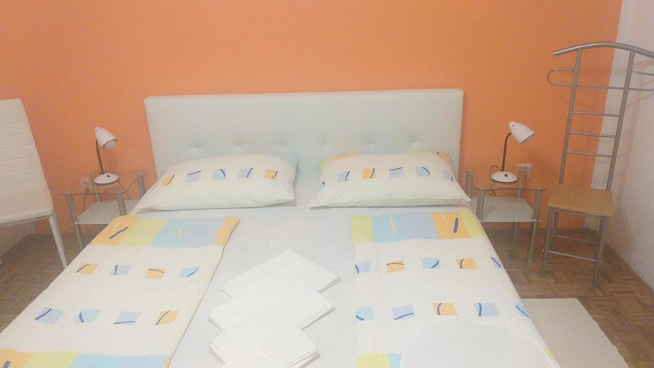 Jan 1 Apartment พูลา ภายนอก รูปภาพ